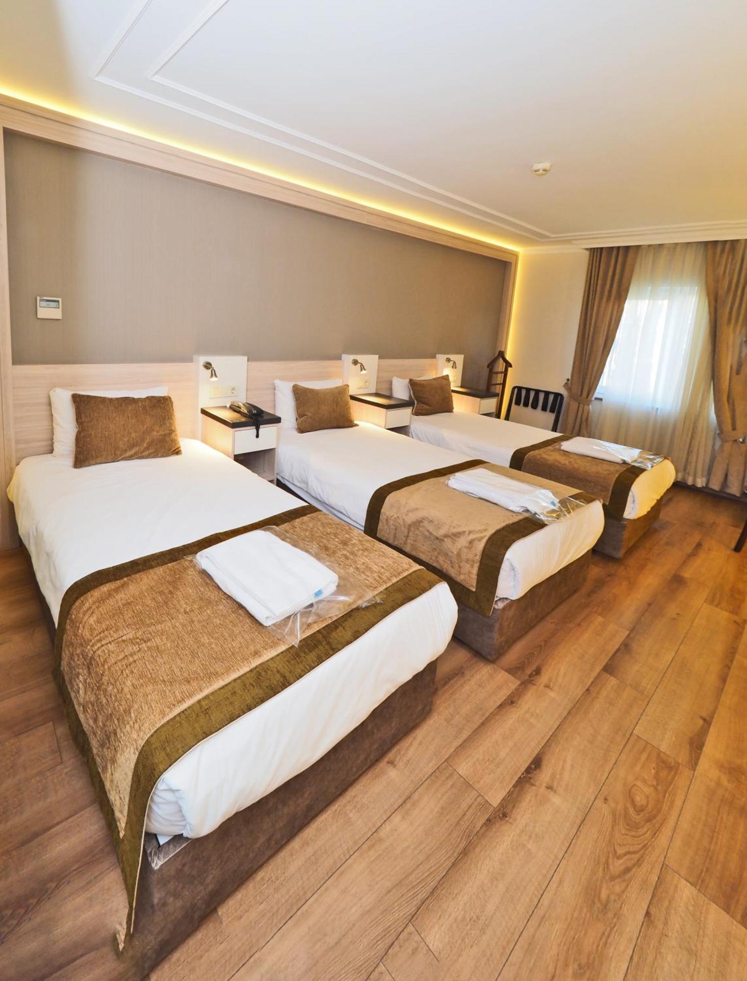 Hotel Bulvar Palas Istanbul Room photo